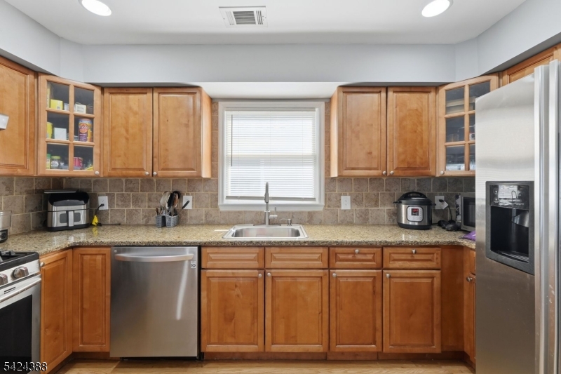 Elmora - Residential Income