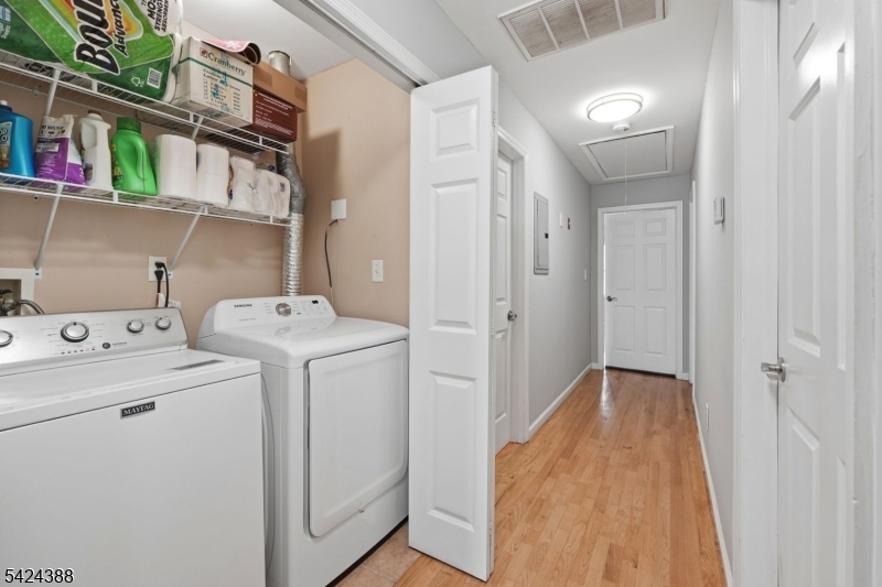 Elmora - Residential Income