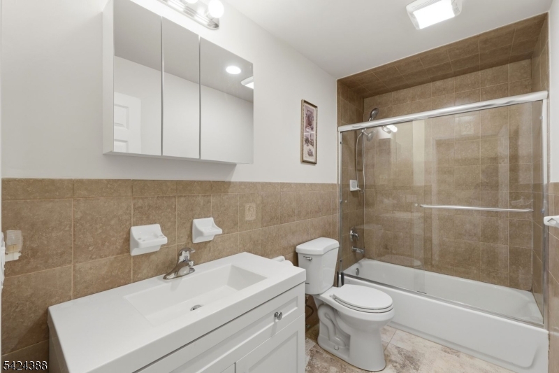 Elmora - Residential Income