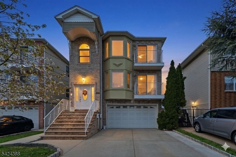 Elmora - Residential Income