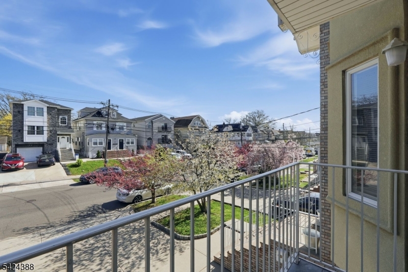 Elmora - Residential Income