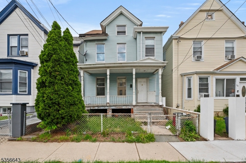 52 Lincoln St