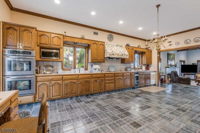 CANTERBURY ESTATES - Residential