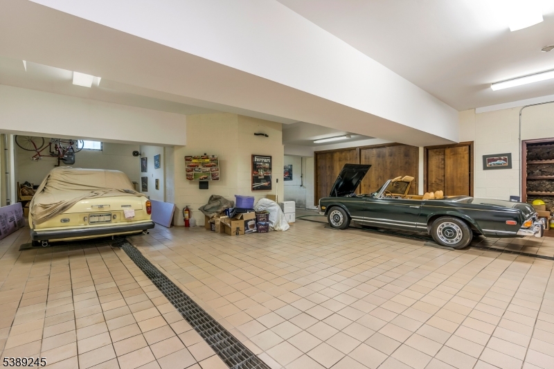 CANTERBURY ESTATES - Residential