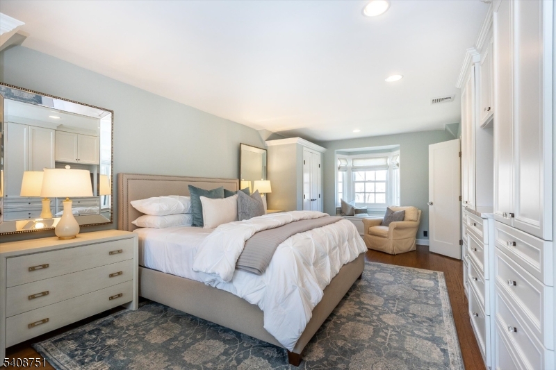 WAYLAND - Residential