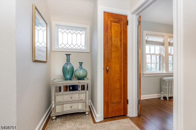 WAYLAND - Residential