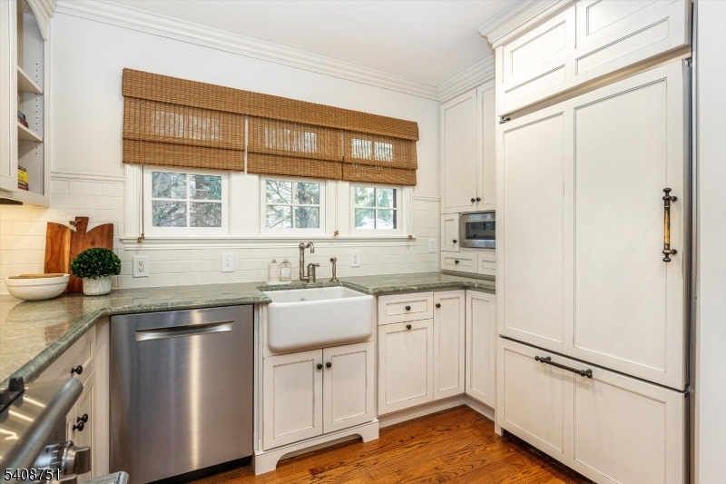 WAYLAND - Residential