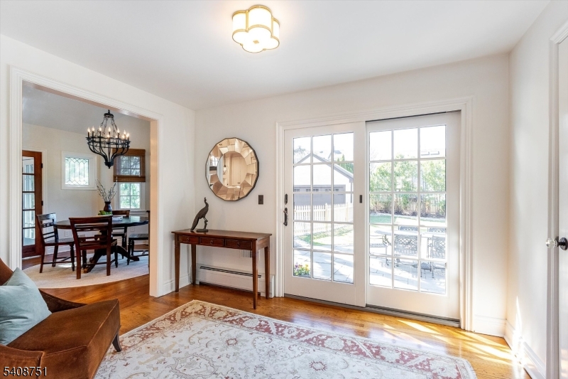 WAYLAND - Residential