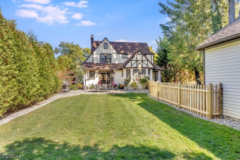 WAYLAND - Residential