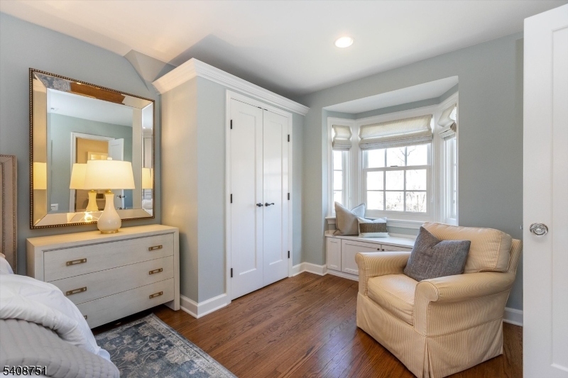 WAYLAND - Residential