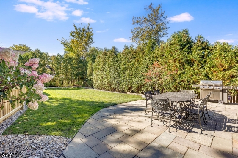 WAYLAND - Residential