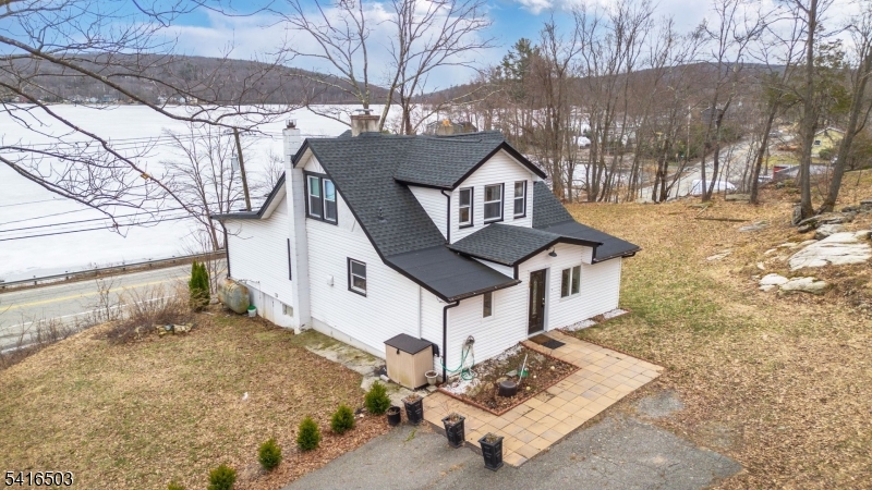 Upper Greenwood Lake - Residential