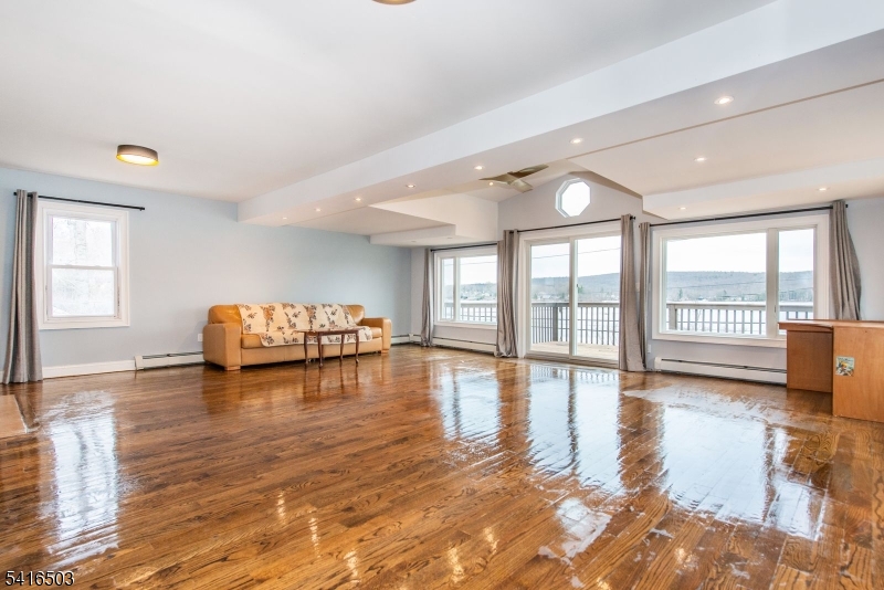 Upper Greenwood Lake - Residential