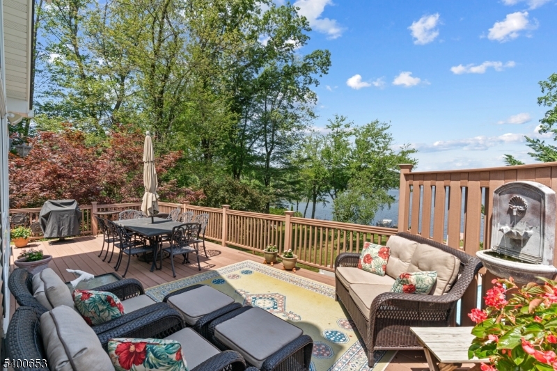 White Meadow Lake - Residential