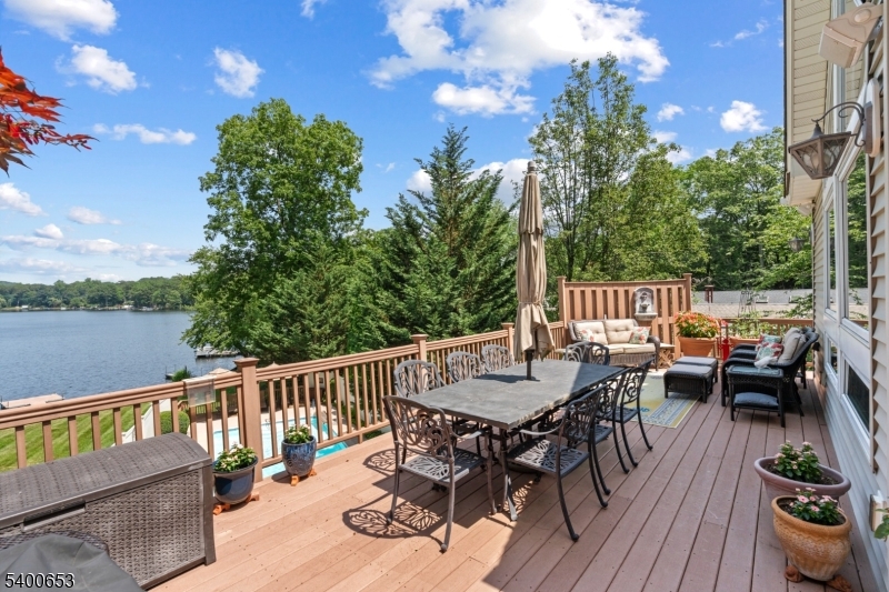 White Meadow Lake - Residential