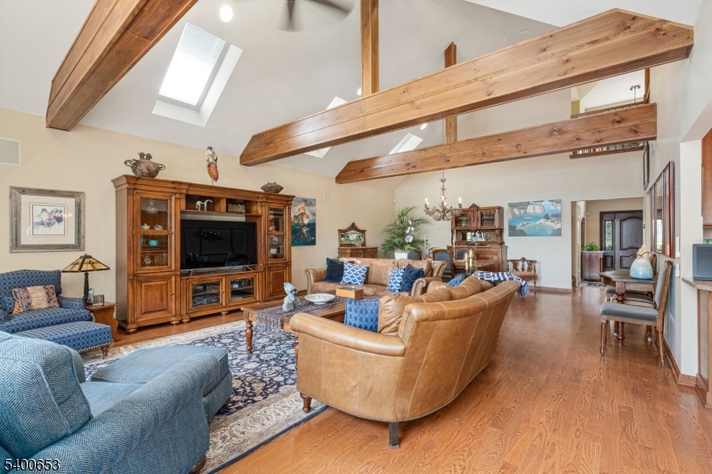 White Meadow Lake - Residential