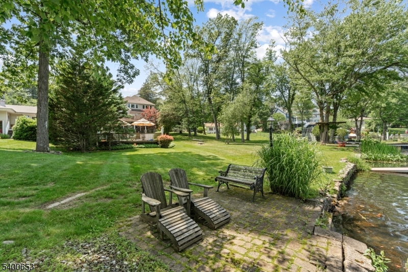 White Meadow Lake - Residential