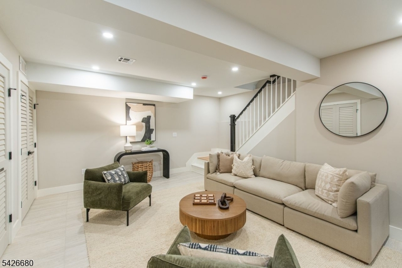 Upper Montclair - Residential