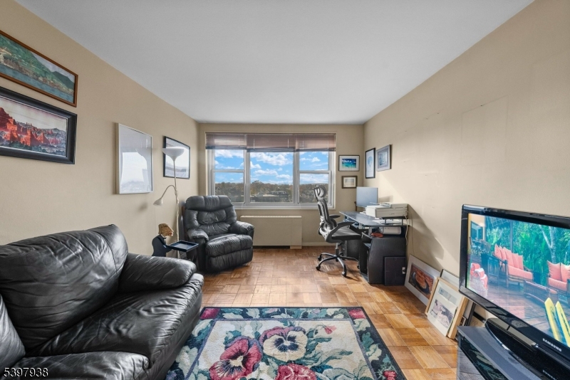 Mediterranean-S - Residential