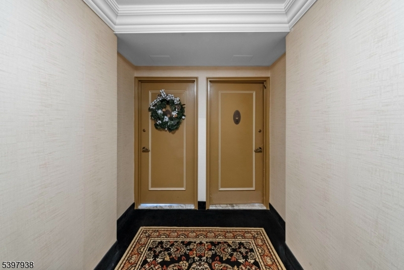 Mediterranean-S - Residential