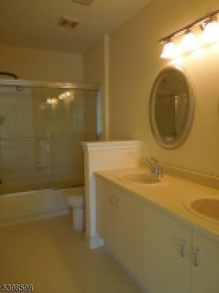 Spring Ridge (Madison Vil) - Residential