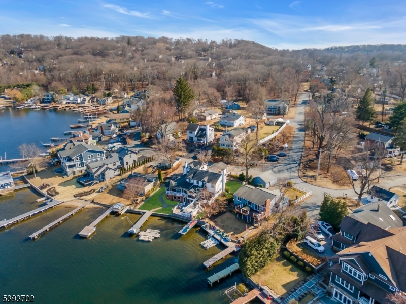 KING COVE - Residential