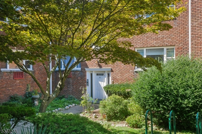 Clareview Condominiums - Residential Lease