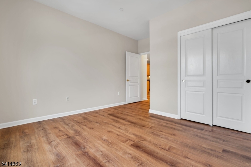 Somerset Run - Residential