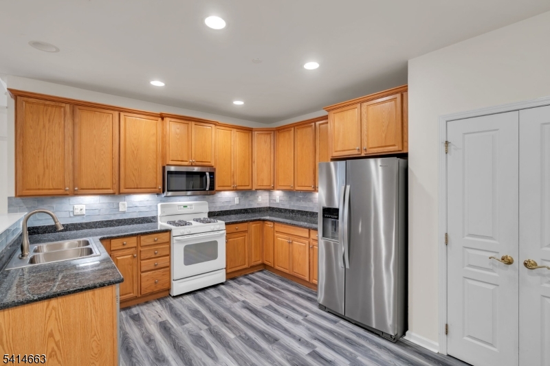 Somerset Run - Residential