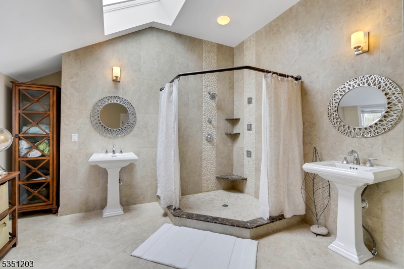 Lamington - Residential