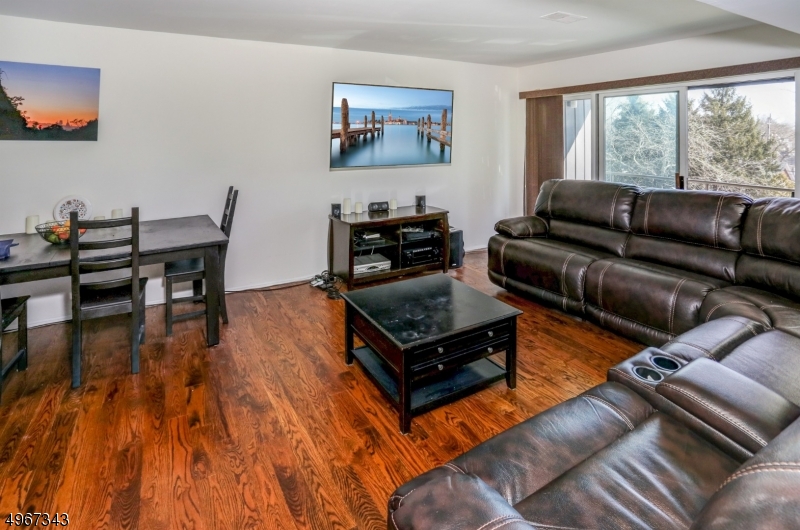 South Green I Condos - Residential Lease