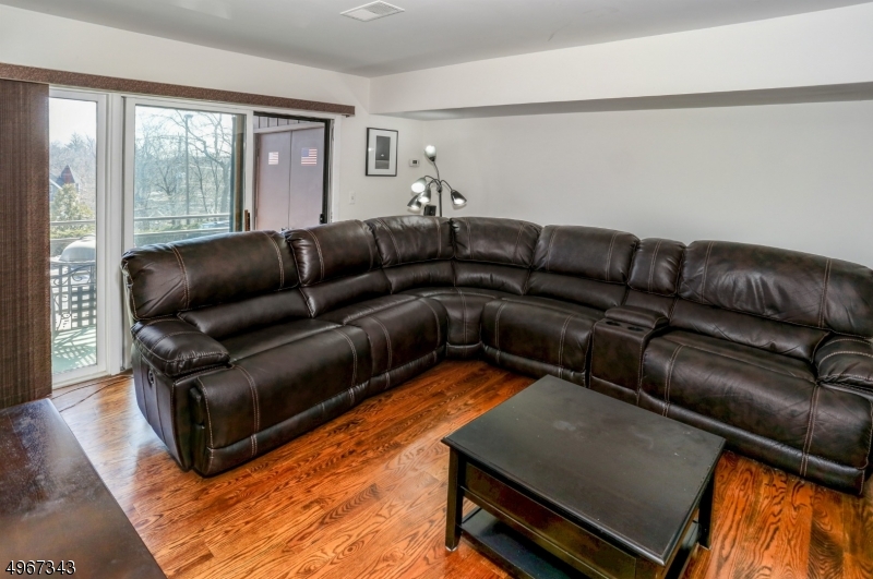 South Green I Condos - Residential Lease