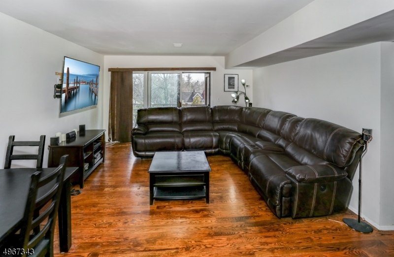 South Green I Condos - Residential Lease