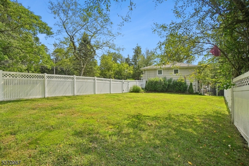 Country Club/Poet's - Residential