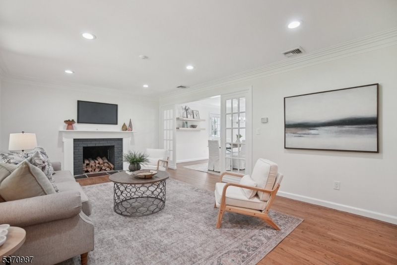 Country Club/Poet's - Residential