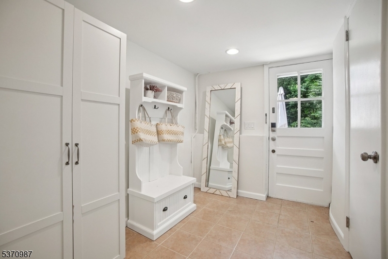 Country Club/Poet's - Residential