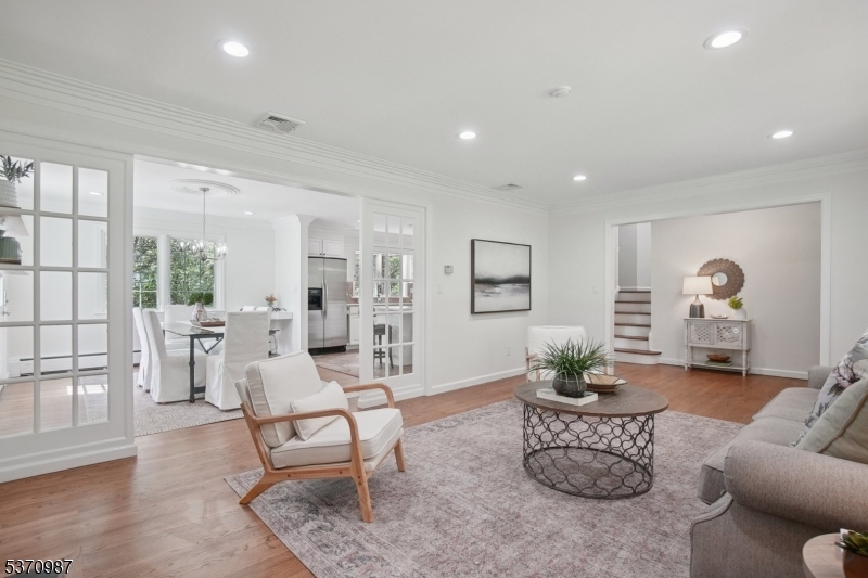 Country Club/Poet's - Residential