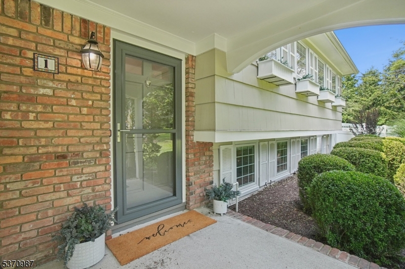 Country Club/Poet's - Residential