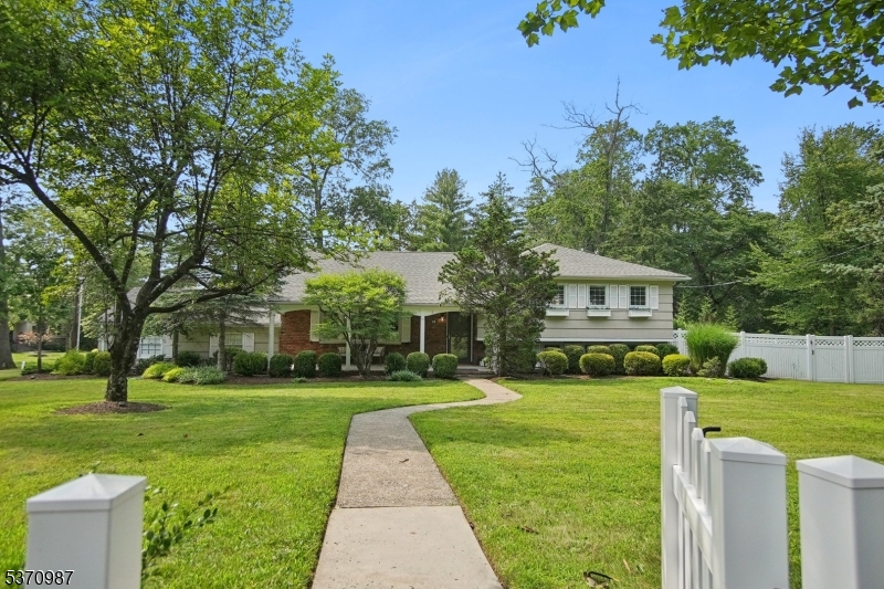 Country Club/Poet's - Residential