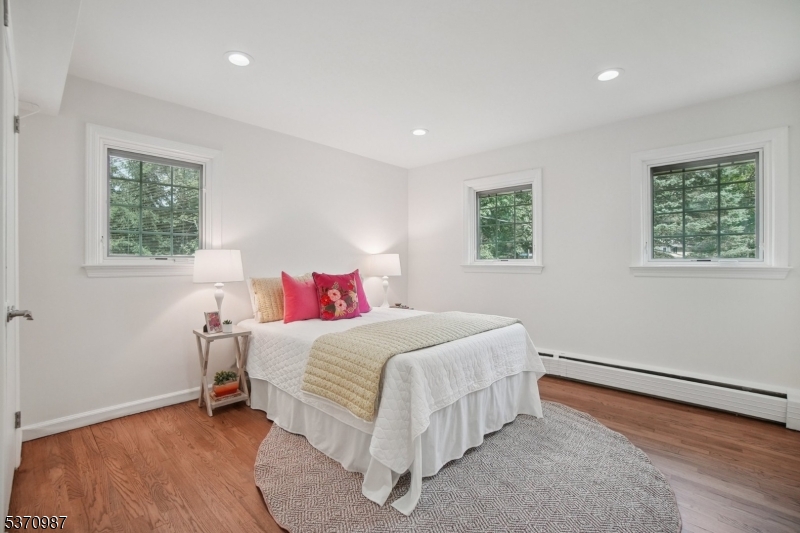 Country Club/Poet's - Residential