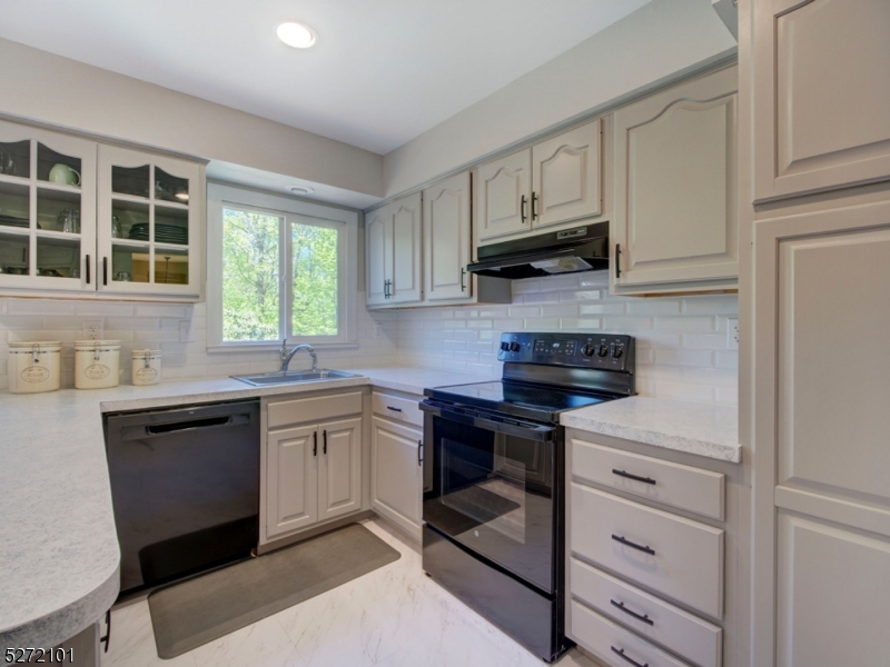 Mooney Mountain - Residential