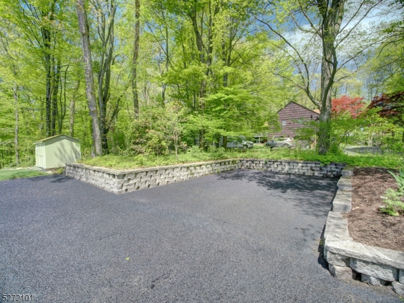 Mooney Mountain - Residential