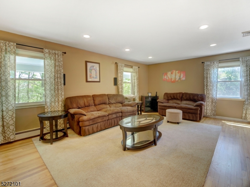 Mooney Mountain - Residential