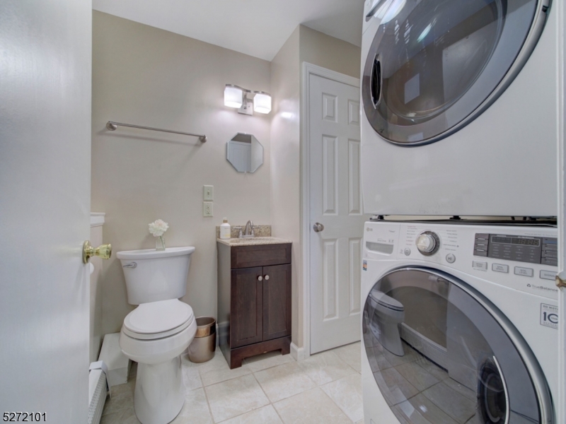 Mooney Mountain - Residential