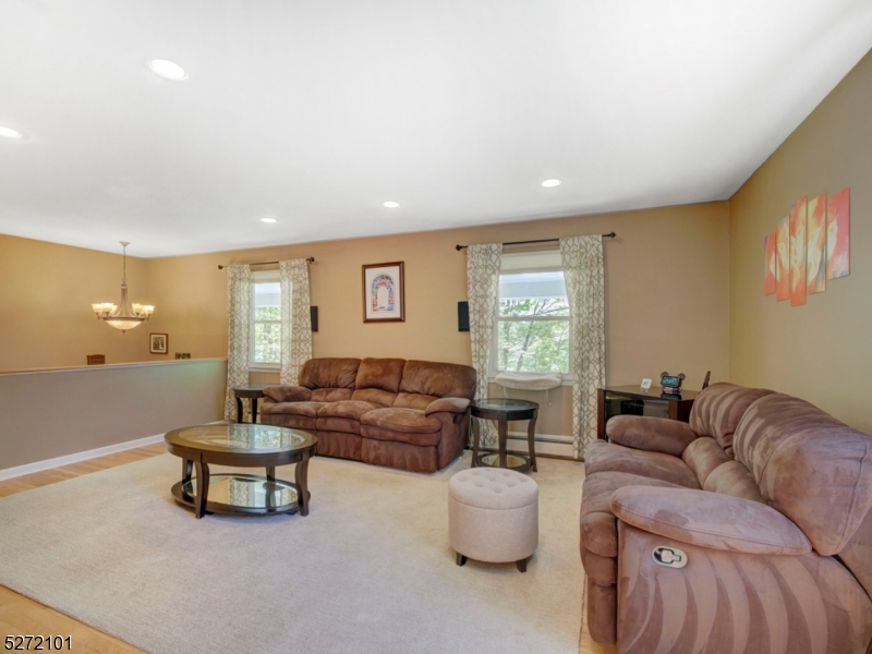 Mooney Mountain - Residential