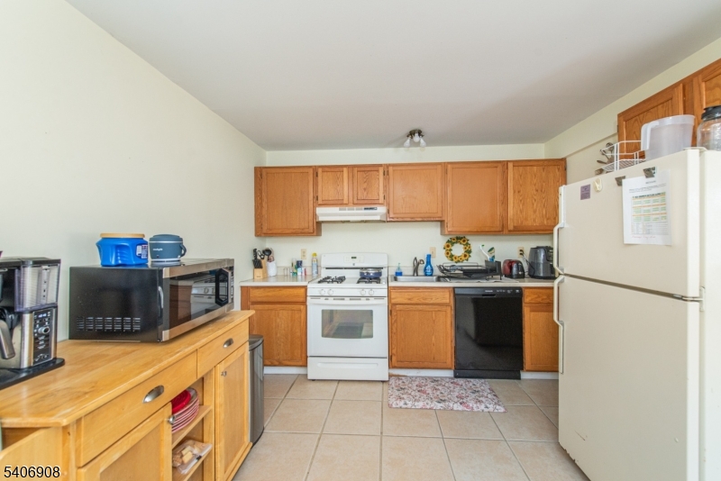 Cupsaw Lake - Residential