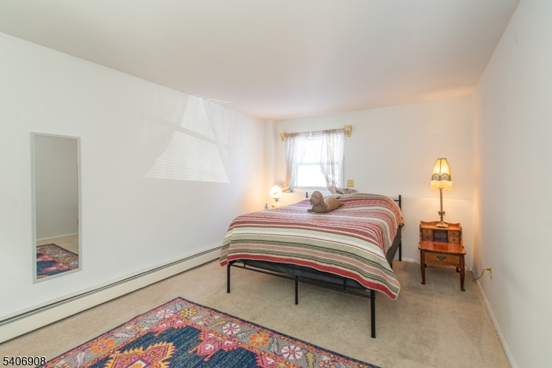 Cupsaw Lake - Residential