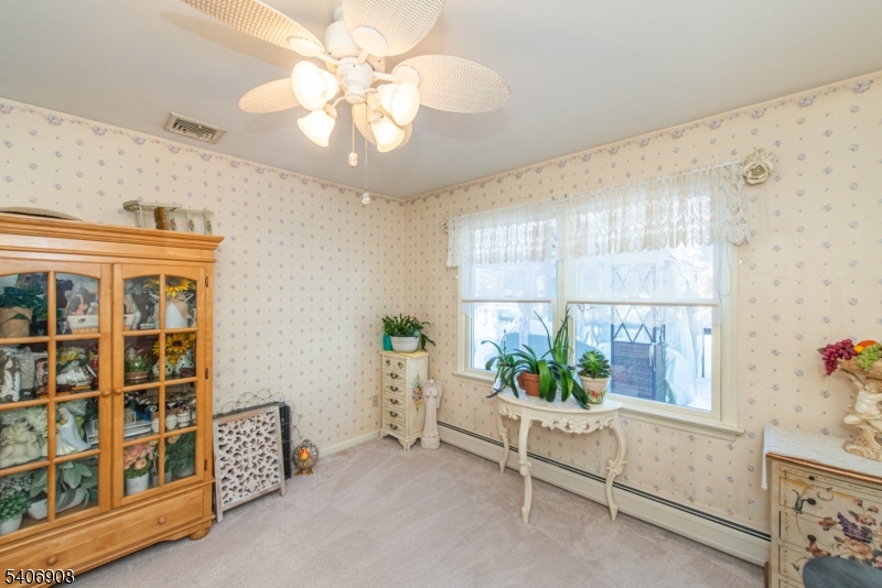 Cupsaw Lake - Residential