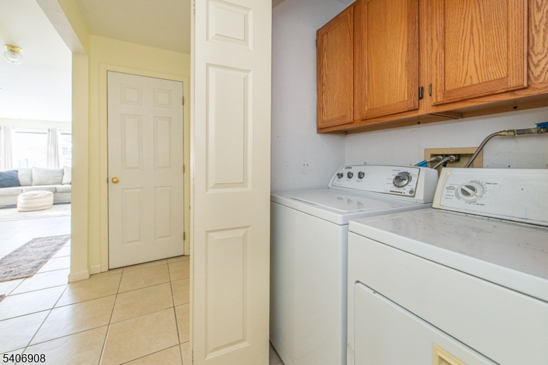 Cupsaw Lake - Residential