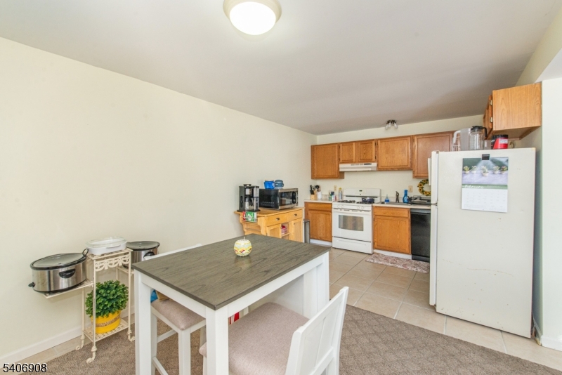 Cupsaw Lake - Residential